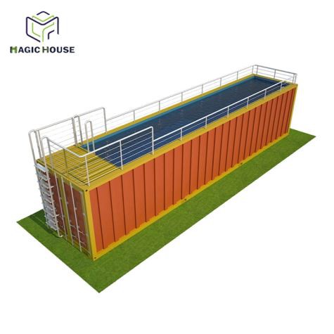 Contenedor de envío de piscina en el suelo al aire libre